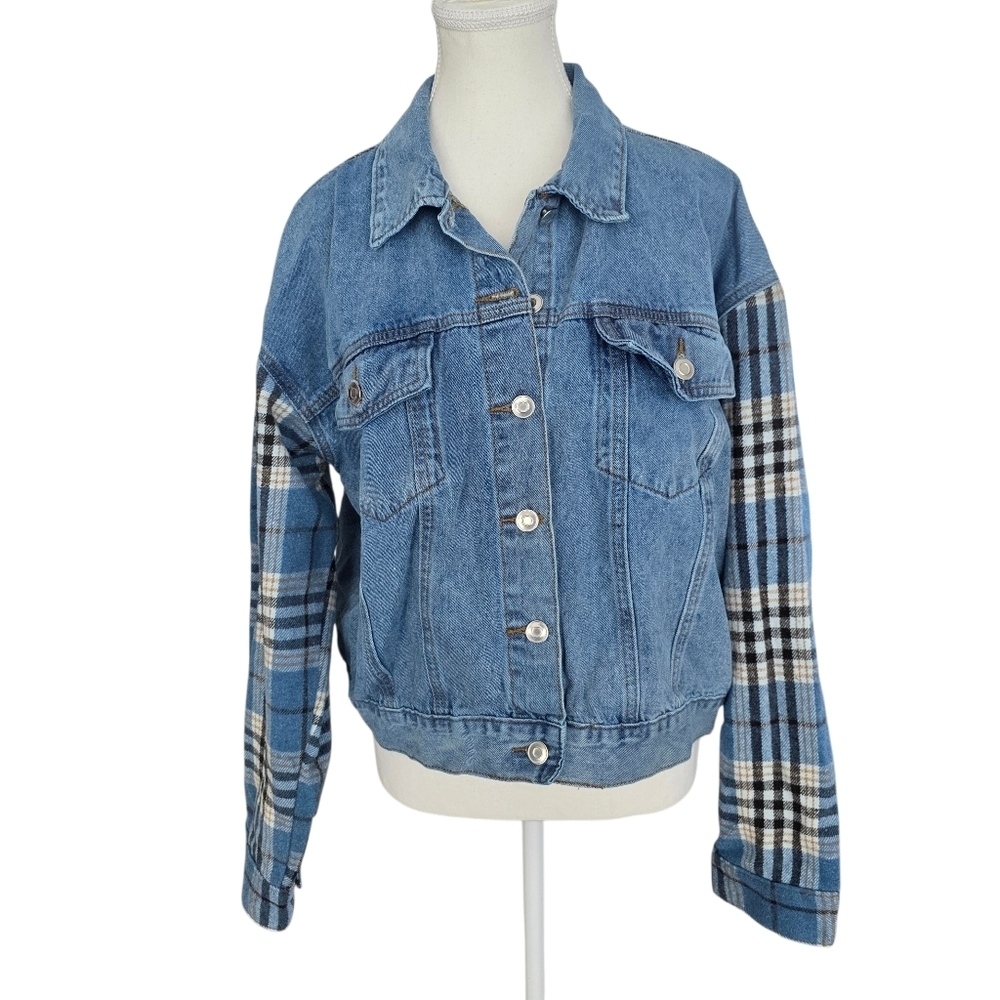 Blue B Denim Jean Jacket with Flannel Sleeves Size Large